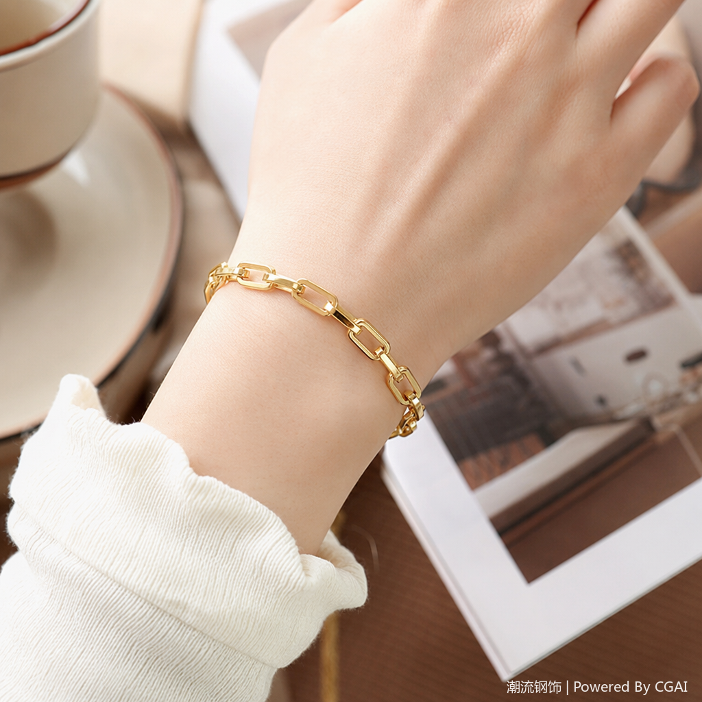 Gold sand gold snake-shaped chain bracelet, white copper silver-plated zinc alloy ladies' jewelry details Picture