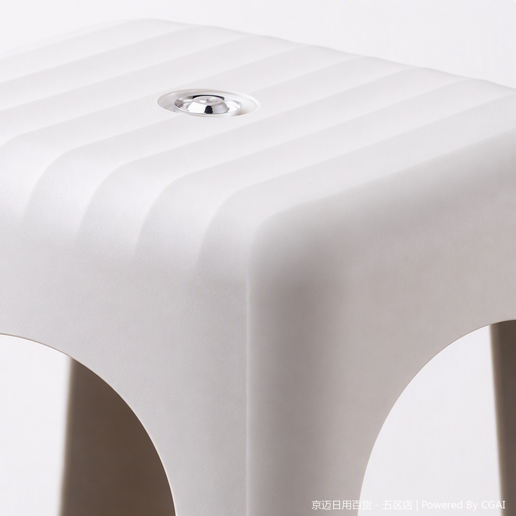 【CL】26Q2#1915 Multi-functional folding stool, grey plastic seat with leather texture support, stable and portable outdoor camping and leisure stool Application Scenario