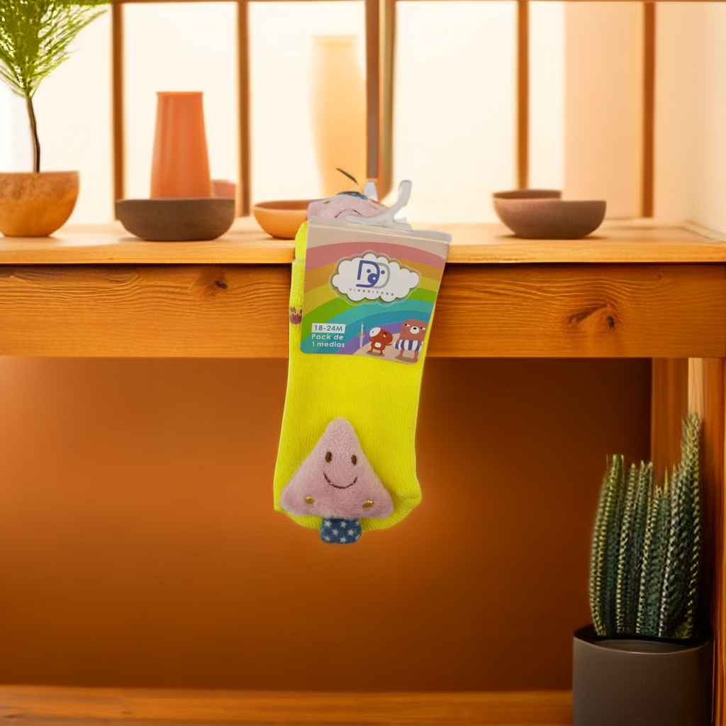 Children's socks are pure cotton, breathable, comfortable and come in a variety of styles. Baby cotton socks Application Scenario