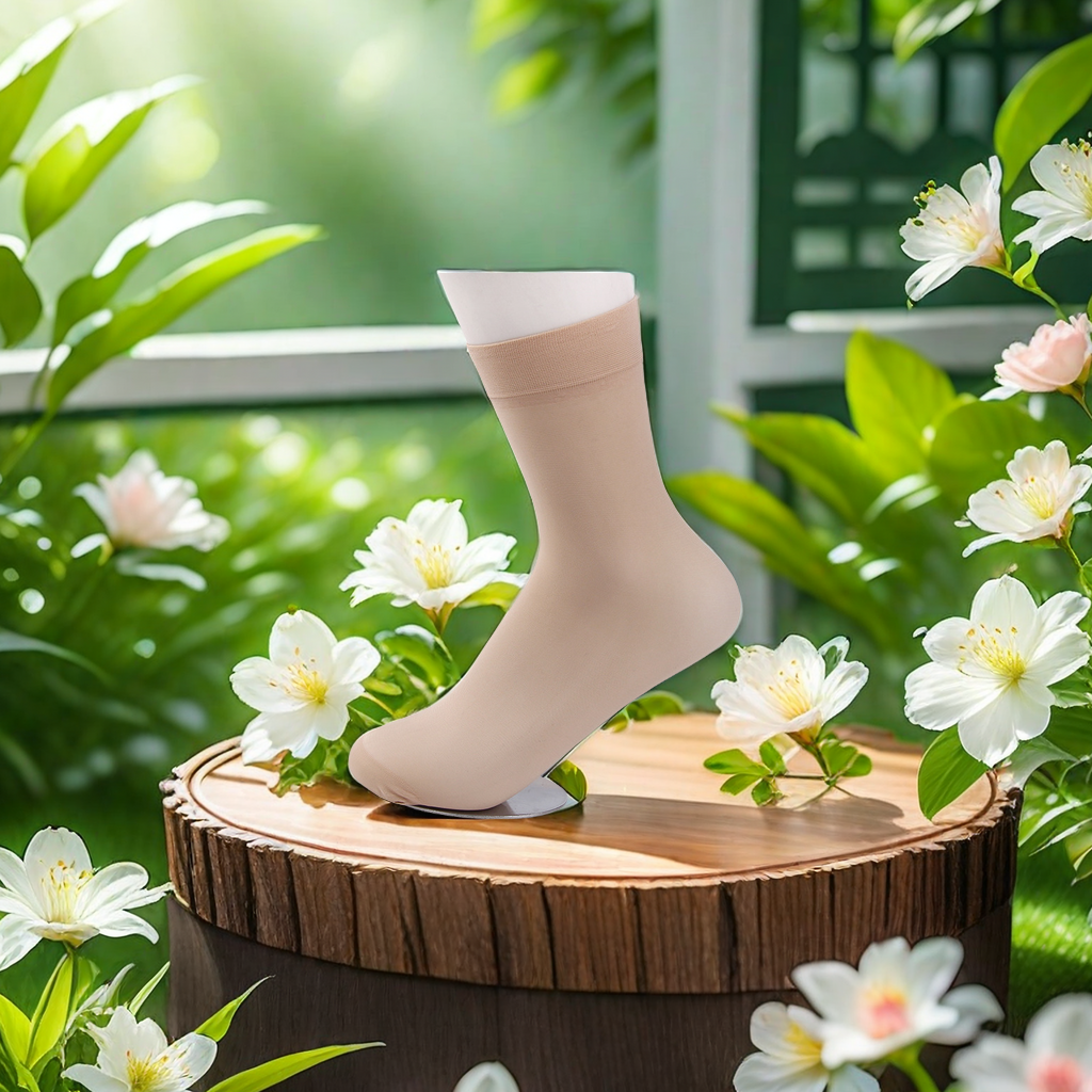 Spring and summer new men's and women's steel stockings, lengthened and thickened, snag-resistant, men's and women's stockings, factory direct sales, elbow guard, anti-slip, comfortable and breathable Application Scenario