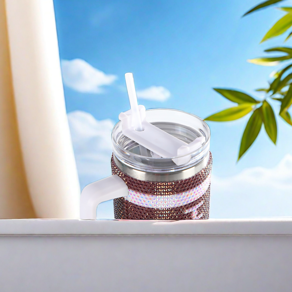 Amazon's best-selling 40oz stainless steel diamond-encrusted insulated cup, with an integrated design of car cup handle and straw, and decorated with rubber diamonds, is a special insulated cup for aviation obstruction lights Specification image
