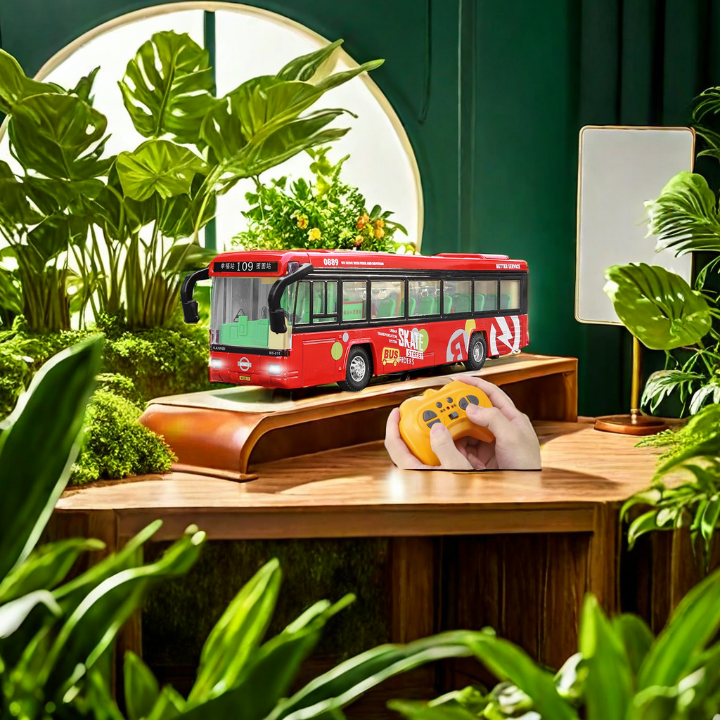 Kaiwei children's toy car alloy remote control charging version, bus door opening music, car realistic steering function, power distribution, other categories