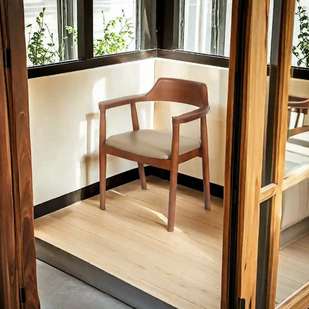 Nordic Star solid wood dining chairs, coffee shop dining chairs, backrests, armchairs, conference and negotiation chairs, seat boards, Hiroshima chairs Application Scenario
