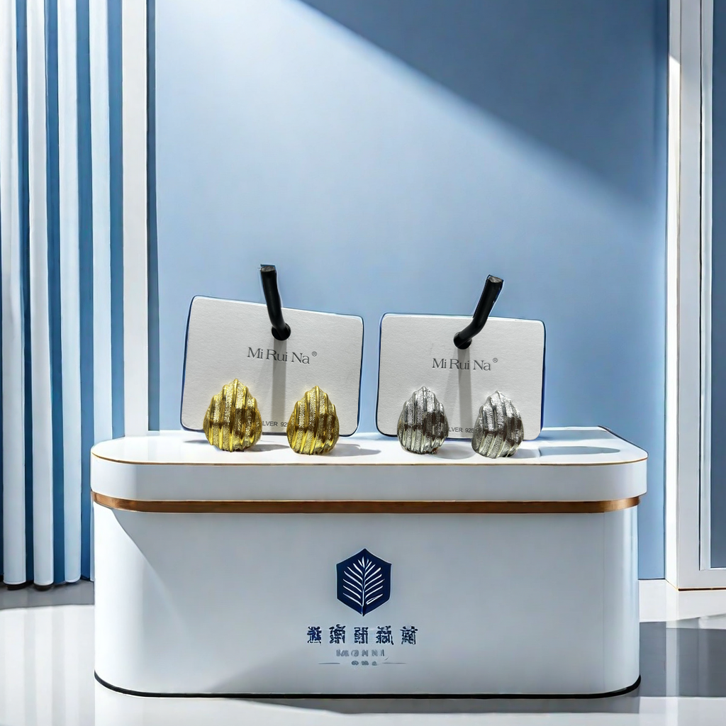袖扣白底实物图