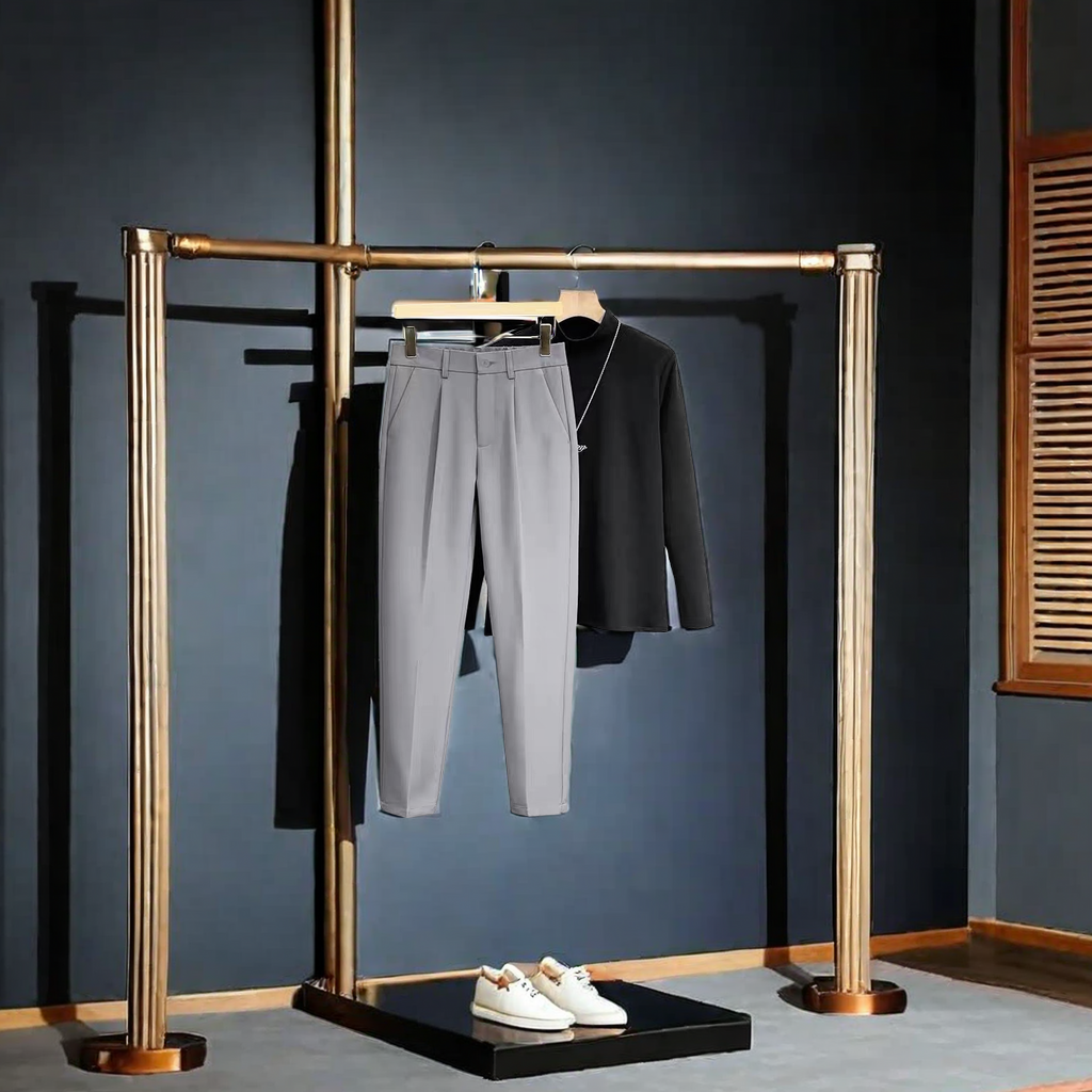 The new autumn collection of men's solid-color slim-fitting 9-inch dress pants from a trendy brand features British-style no-iron suit pants with a sense of drape and casual wear. Paired with a T-shirt, it makes you look more stylish Item Picture