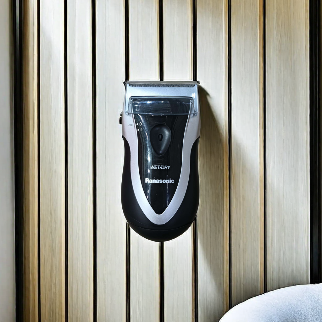 电动剃须刀实物图