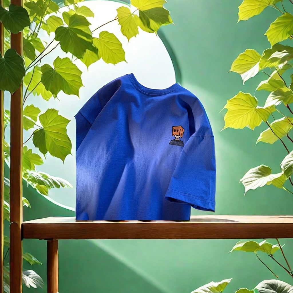 This is a trendy brand's heavyweight pure cotton oversized loose short-sleeved T-shirt for men. It's a versatile half-sleeved, comfortable, breathable and fashionable casual T-shirt for summer Item Picture