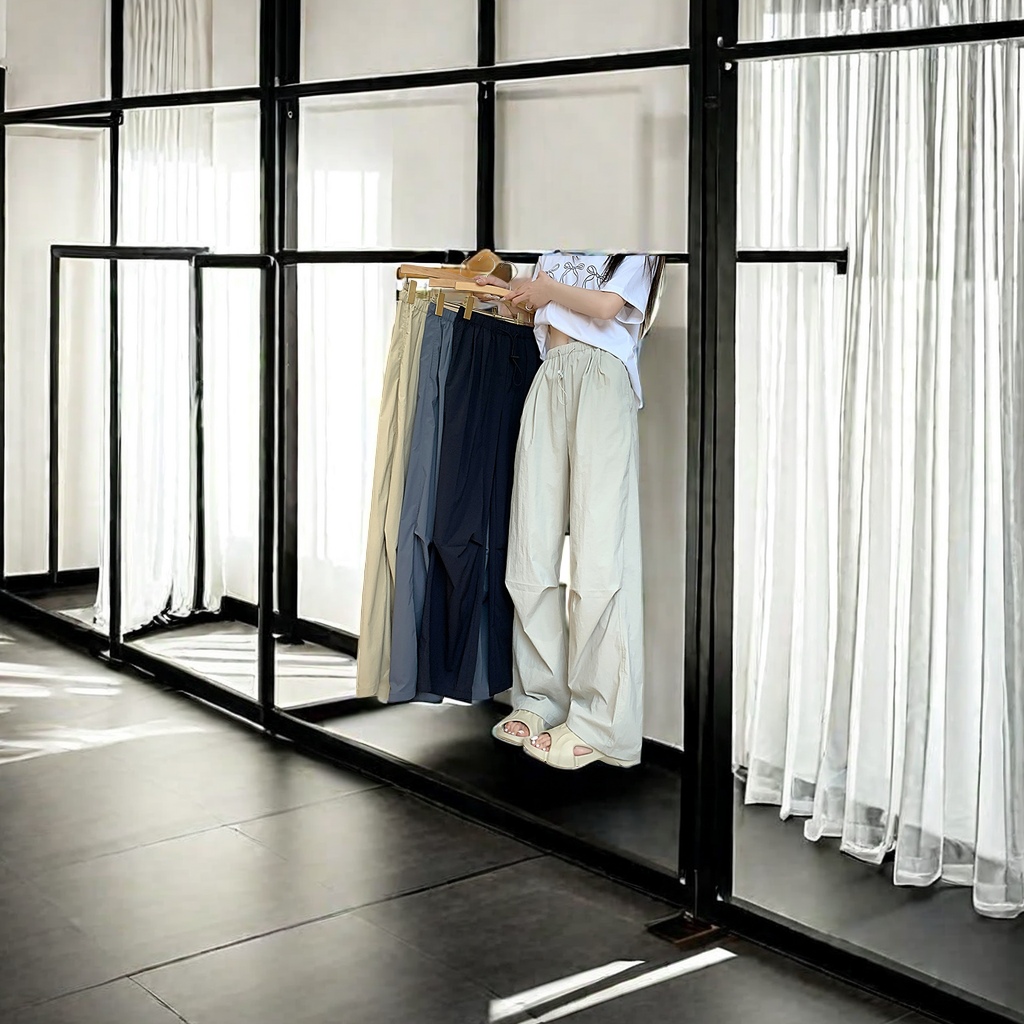 2024 Summer new American parachute design black loose and laid-back style petite straight cut quick-drying workwear casual pants for women Application Scenario