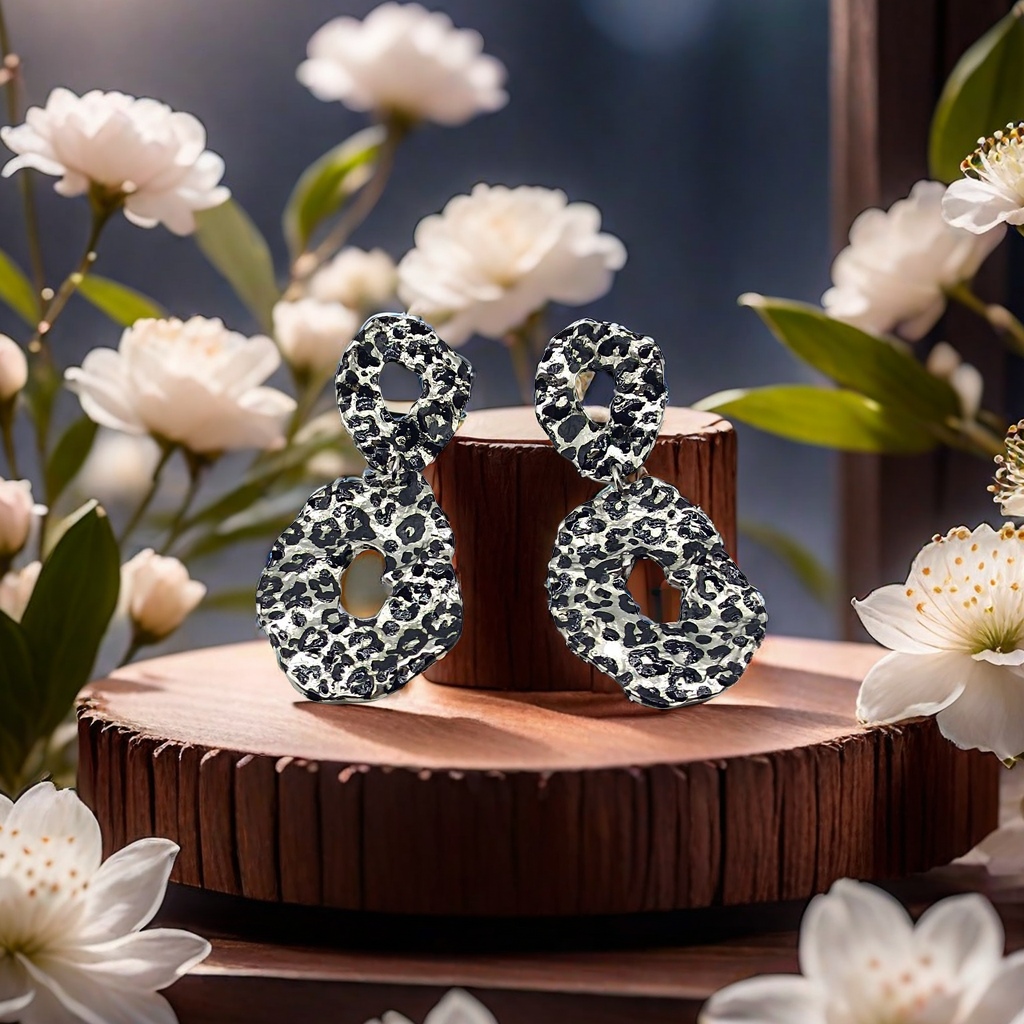 New fashionable and individual leopard print irregular earrings exclusively for foreign trade, with a light luxury design feel details Picture
