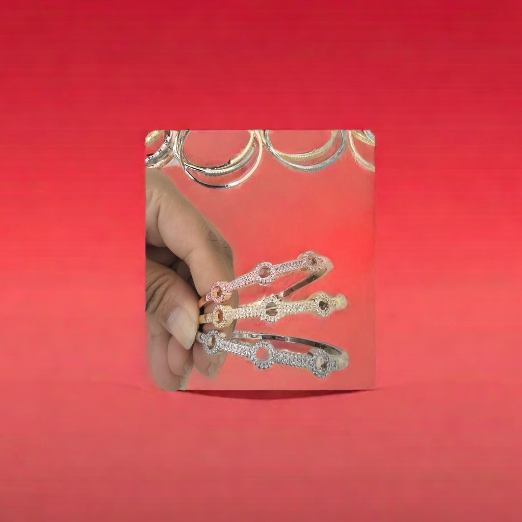 Copper-inlaid zircon bracelet for women, irregular and versatile bracelet accessory, simple, fashionable, individual and trendy accessory detail image 3