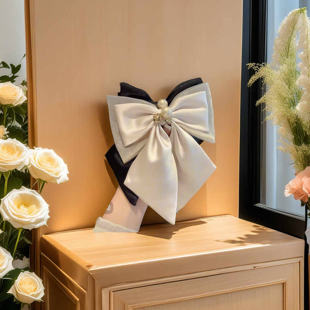 Korean-style trendy bow hair bands, hairpins, and headwear are exquisite ladies' hair accessories. They are essential for elegant and stylish headwear Item Picture