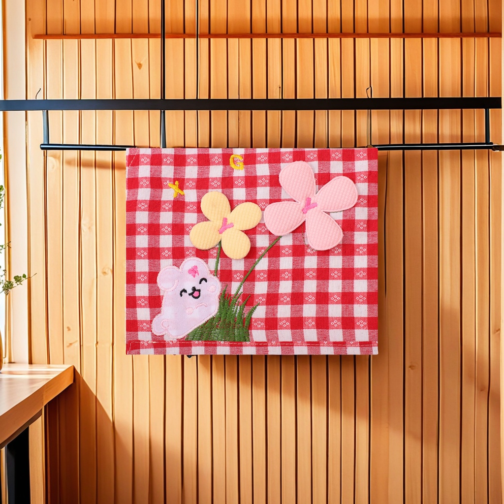 New women's kitchen and home apron with embroidered large pockets, oil-proof checkered zipper, shoulder strap and waistband, suitable for other categories Application Scenario