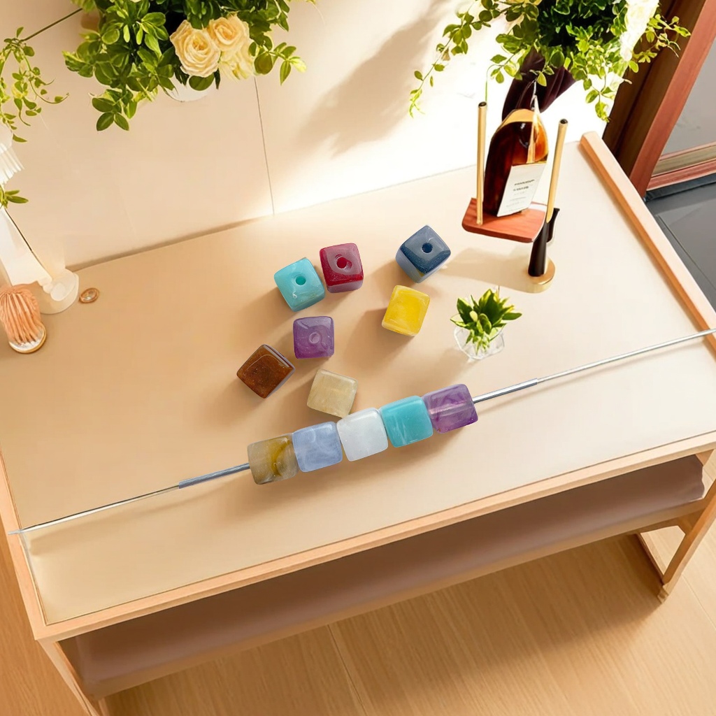 Acrylic 8×9mm two-color and multi-color small square sugar, small square cloud mist, cloud bead, imitation stone bead, DIY bead accessory material, jewelry, mobile phone chain, backpack chain, necklace making Application Scenario