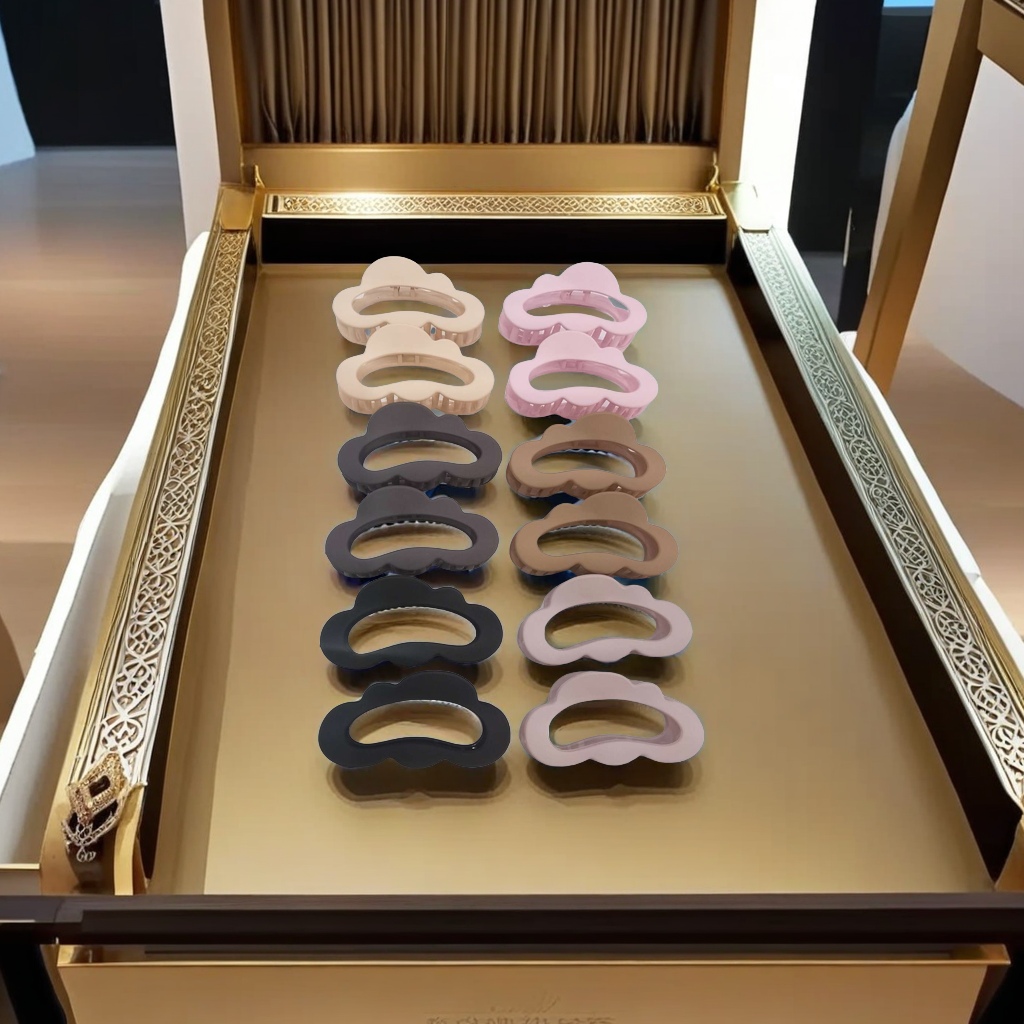 HZX elegant butterfly pendant necklace, fashionable ladies' jewelry, exquisite and romantic gift, beautiful butterfly accessory Item Picture