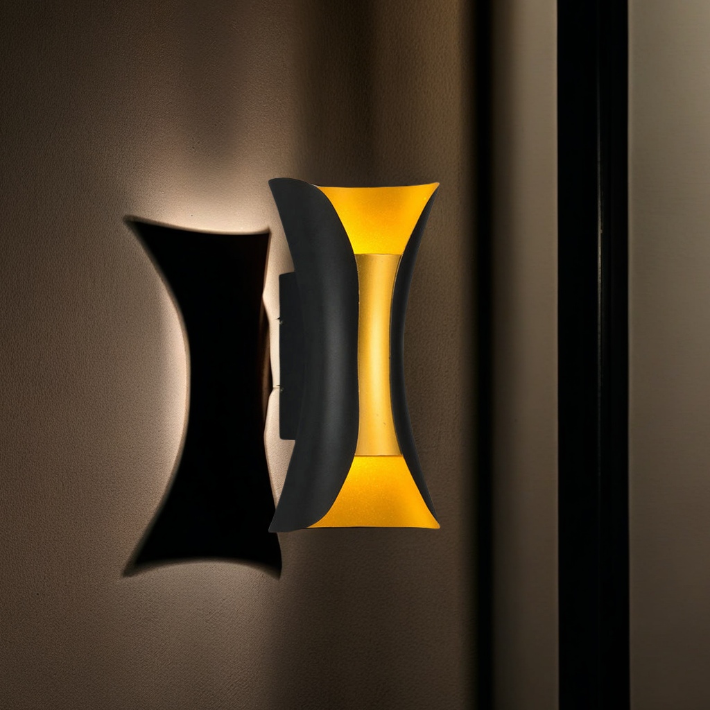 Creative simple double head up and down light outdoor waterproof wall lamp Villa courtyard corridor corridor stair decorative light with good waterproof performance of the outdoor wall lamp Application Scenario