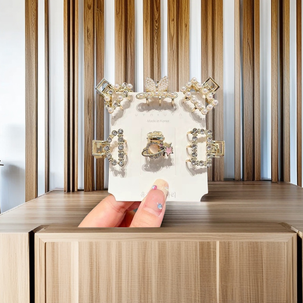 璀璨闪耀首饰饰品 精致耳环项链套装 时尚女士必备配饰 提升气质显瘦效果白底实物图