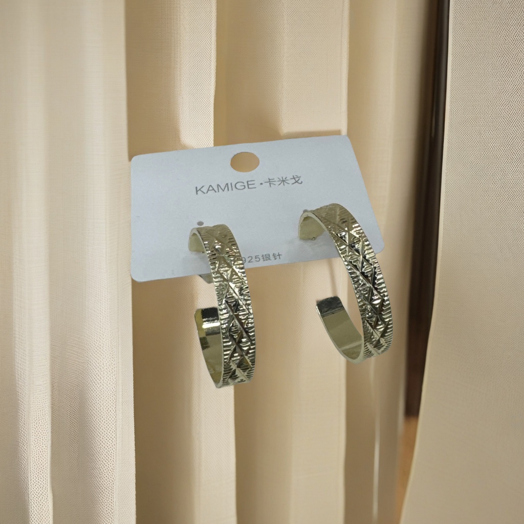 时尚潮流简约耳环 高级感气质耳饰 精致耳环女士首饰品 闪耀璀璨耳环饰品