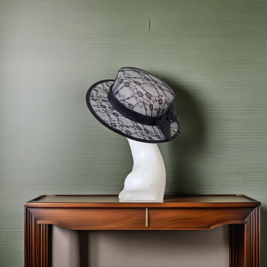 New retro British style flat-top hat, artistic lace and linen top hat, black and green available, sunshade adult hat, trendy flat-top sunshade hat Item Picture