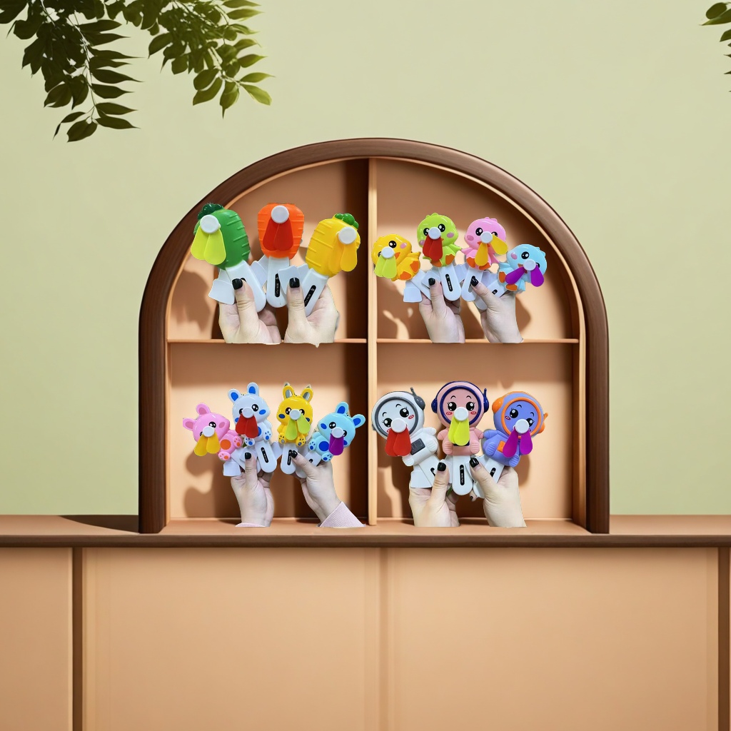 跨境专供夏日礼品 迷你手持扇 水果动物造型 手压风扇 便携小风扇 清凉一夏 随身携带