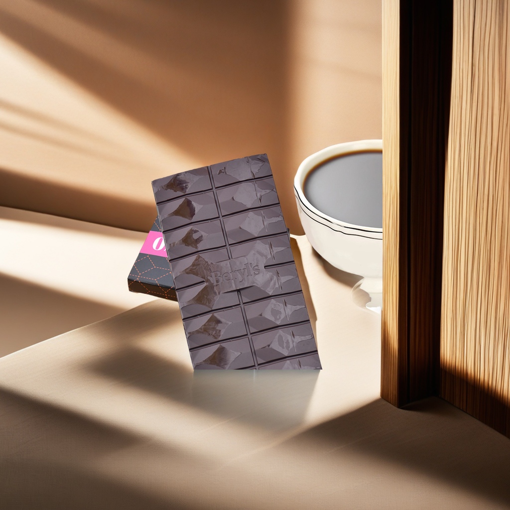Malaysian imported Beryls dark chocolate with 70%, 80% and 99% cocoa content. Choose 90g packaging. Enjoy the pure taste of the snack cookies Specification image