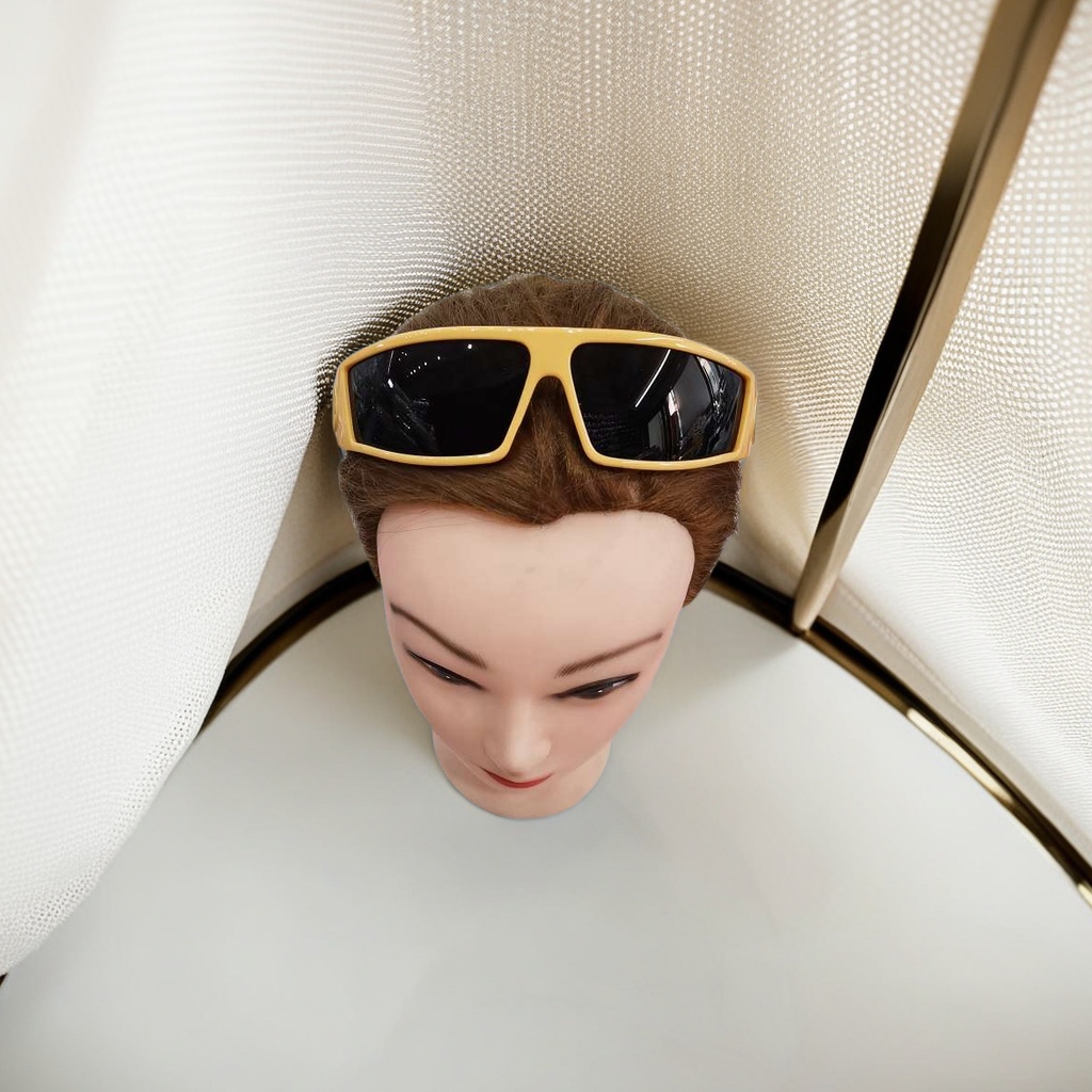 眼镜头扣产品图