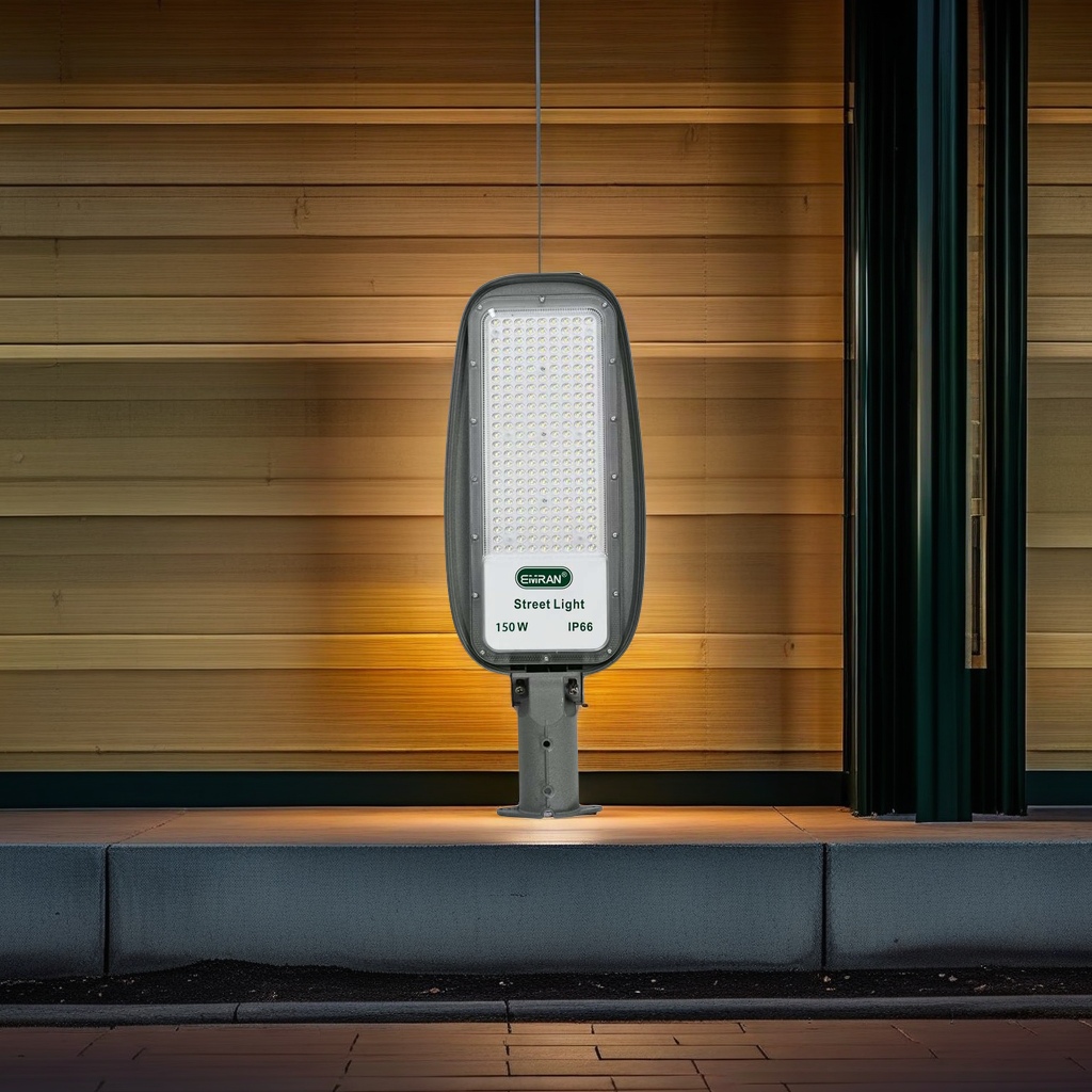 Outdoor street lamp head