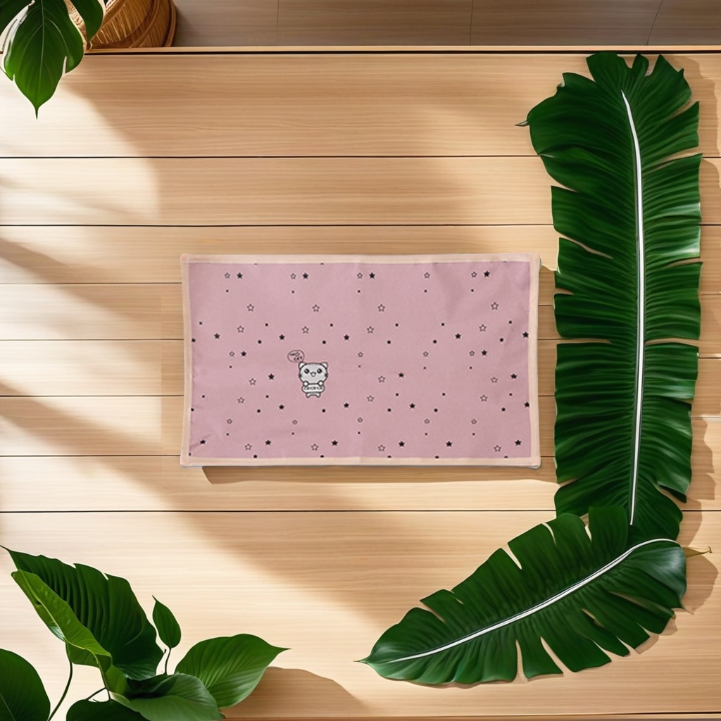 The new ice silk cooling dog mat is cool, breathable and waterproof on both sides. It is suitable for cat beds, dog beds, cool MATS, pet beds and cages details Picture
