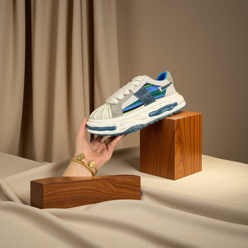 男式凉鞋实物图