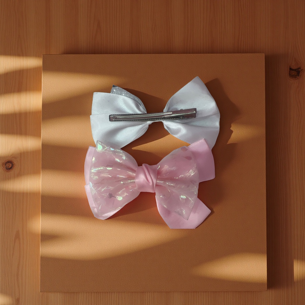 Korean-style simple pearl hair clips, versatile and elegant bangs clips, fashionable and elegant hair accessories, ladies' headwear Application Scenario