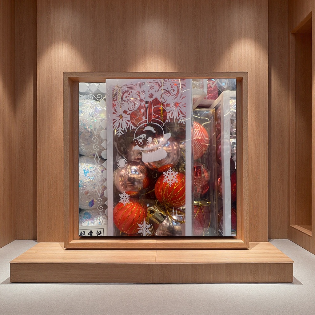 Christmas ball decorative pendants, Christmas tree festival decoration items, creative colored balls, home ornaments Application Scenario