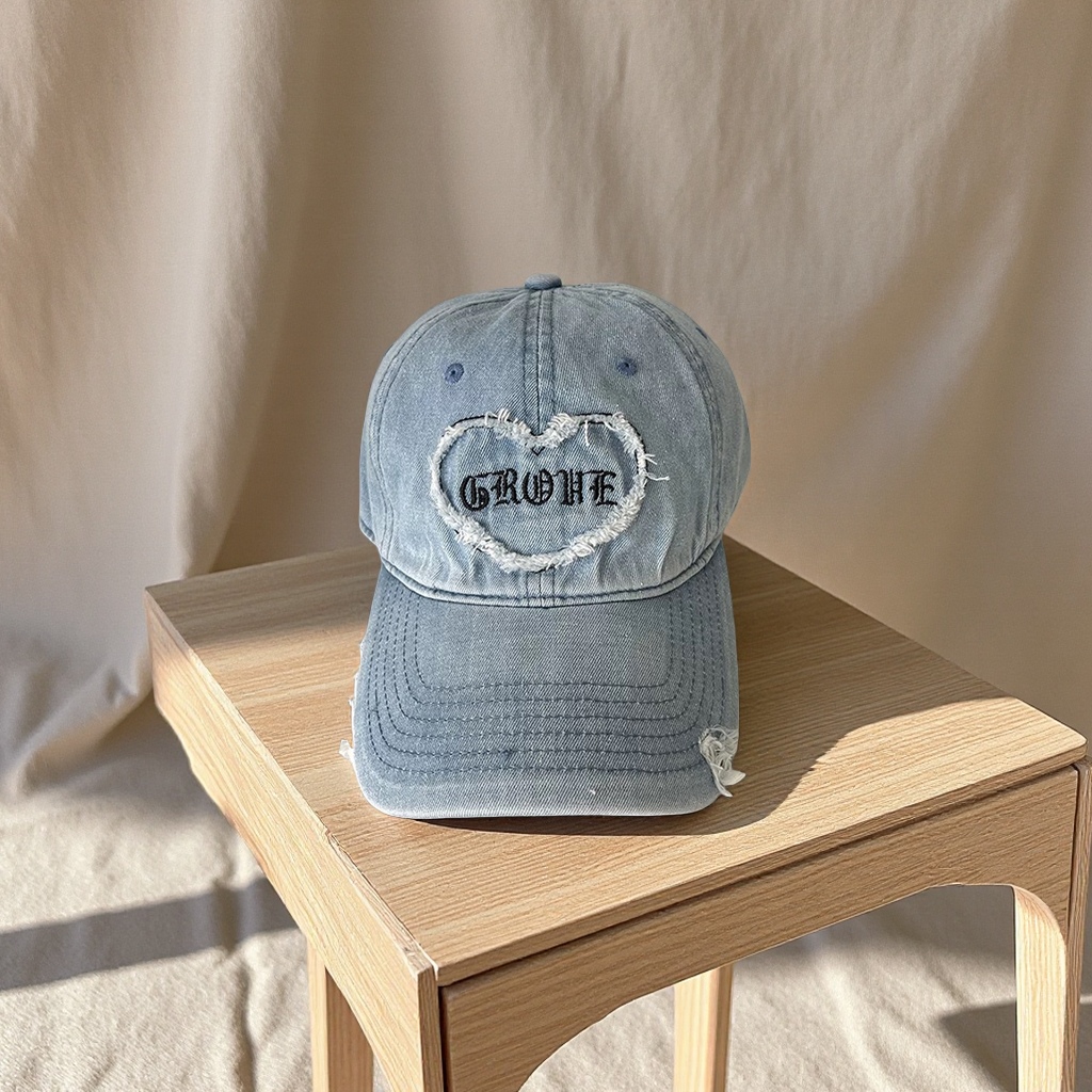 Korean style Instagram trendy retro patchwork denim baseball caps for men and women, casual and versatile fashion, trendy baseball caps for adults Application Scenario
