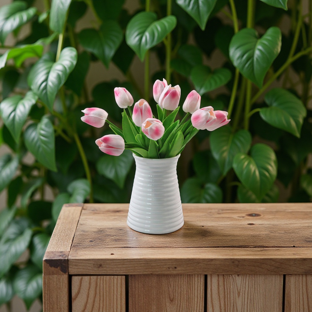 PU tulip simulation hand feel flower home decoration ornaments, wedding photography props, artificial flower simulation plant wholesale details Picture
