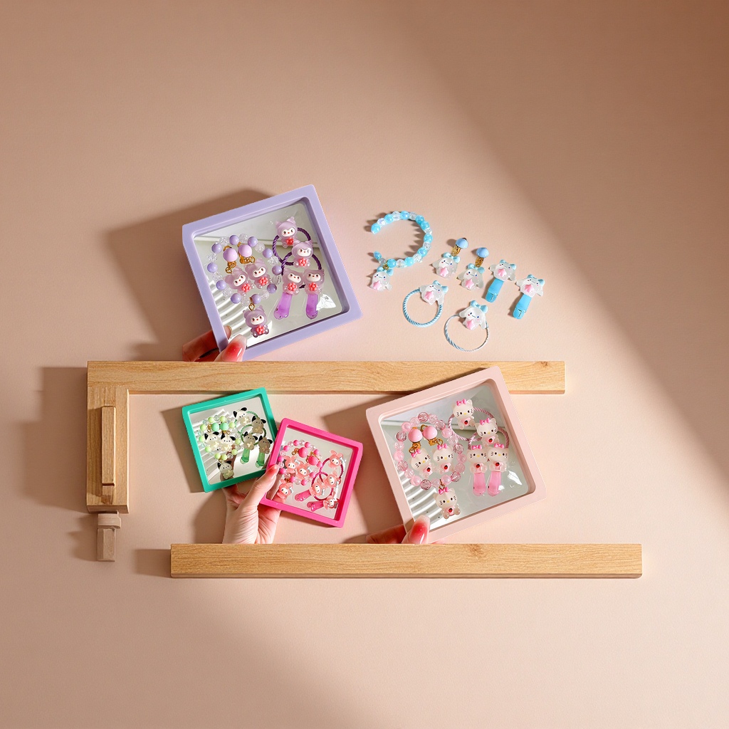 New children's bracelet Sanrio Kuromi Gift Box Set, Princess Ring, Girls' Gift, Baby ear clips, Jewelry box Application Scenario