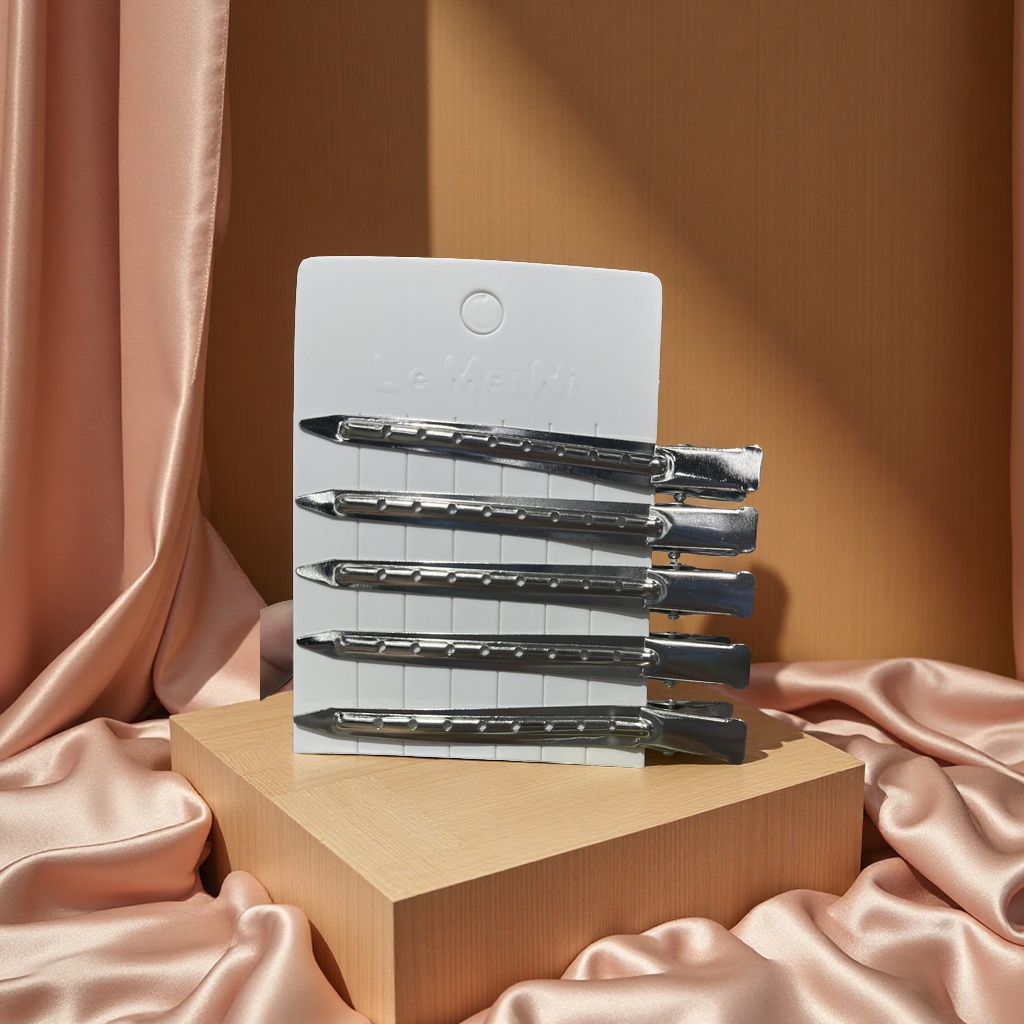 银色篷松夹长9公分带孔发夹 一卡5个装 一盒30卡便携包装，一箱装42盒。