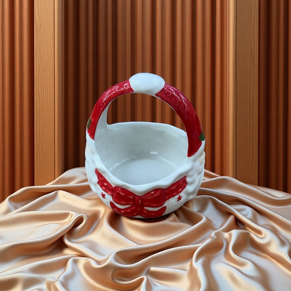 Christmas ceramic pepper bottle, cookie jar, creative kitchen seasoning jar, holiday decoration storage jar Application Scenario