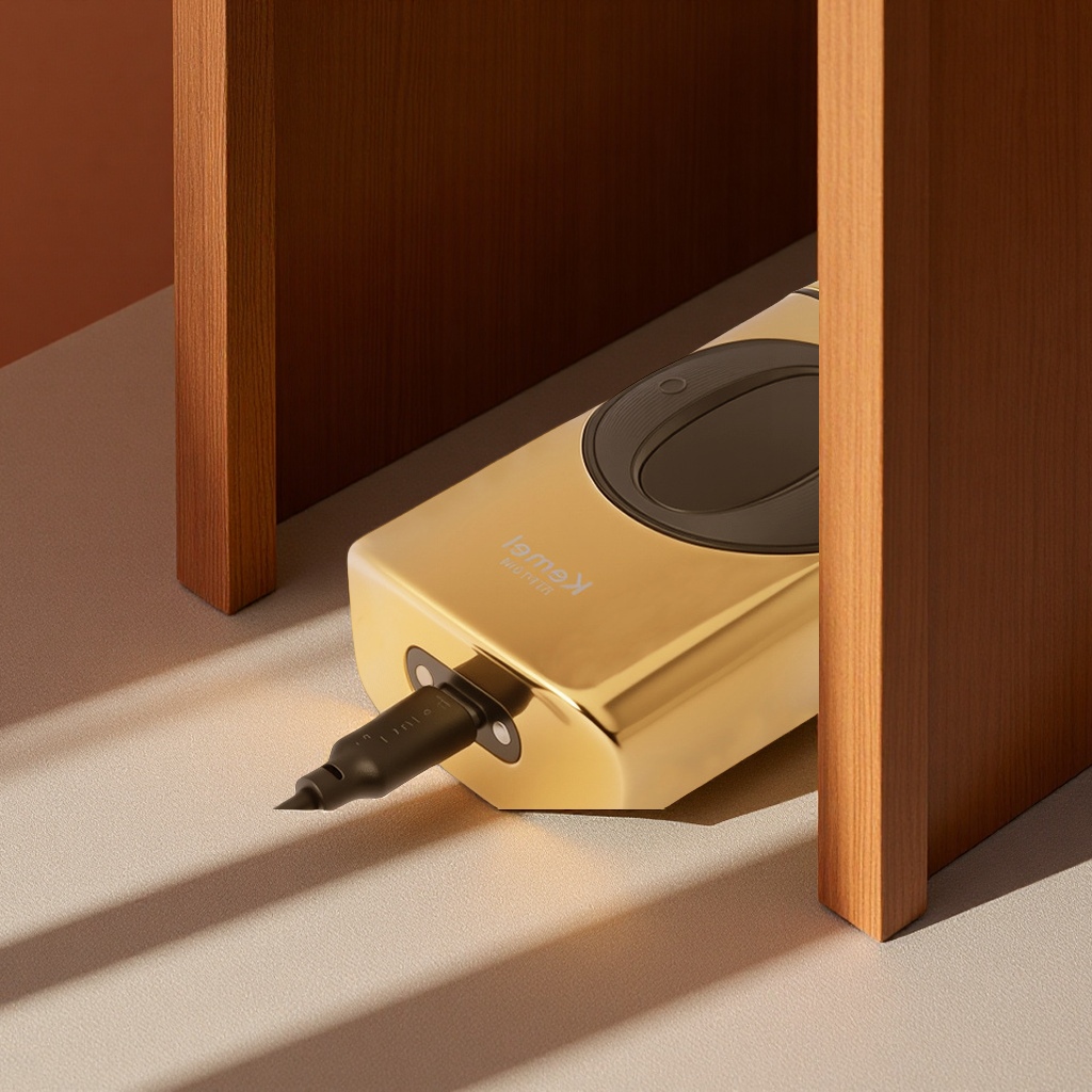 电动剃须刀实物图