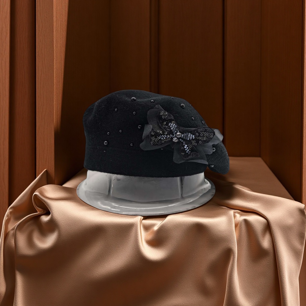 New handcrafted flower cashmere brackish yarn knitted cap, double-layer beret cap, rhinestone decorated flower cap, French classic, warm, breathable, elastic, comfortable, fashionable and best-selling for foreign trade