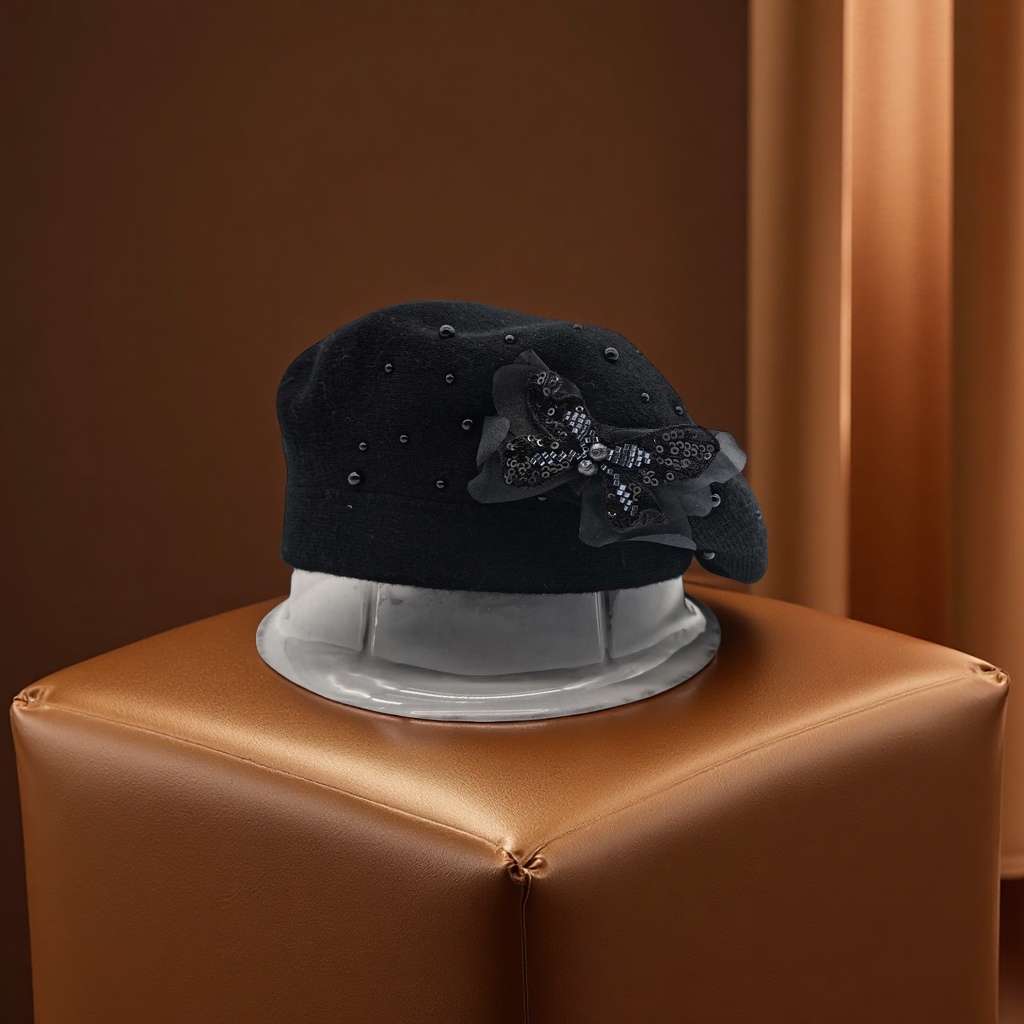 New handcrafted flower cashmere brackish yarn knitted cap, double-layer beret cap, rhinestone decorated flower cap, French classic, warm, breathable, elastic, comfortable, fashionable and best-selling for foreign trade Specification image