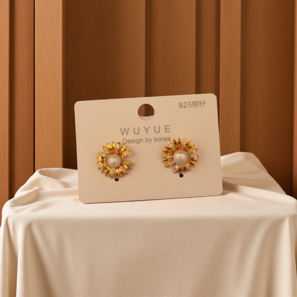 饰品/耳环/耳饰/米珠耳环/编织水晶耳钉细节图