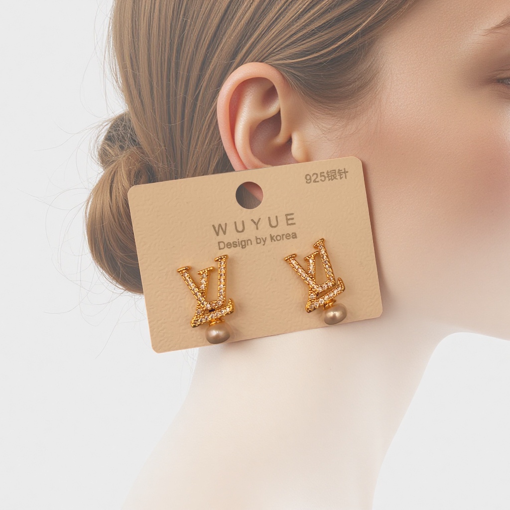 淡水珍珠小耳钉 女士气质简约优雅设计 日常百搭轻奢饰品