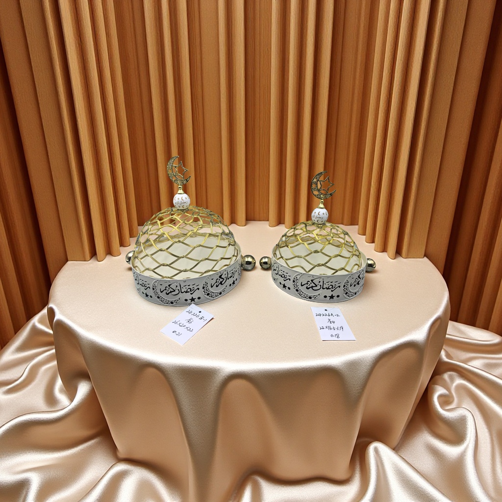 New cross-border Amazon ironwork hollowed-out LED wind lamps and candlesticks for home decoration, creative iron handicrafts and ornaments details Picture