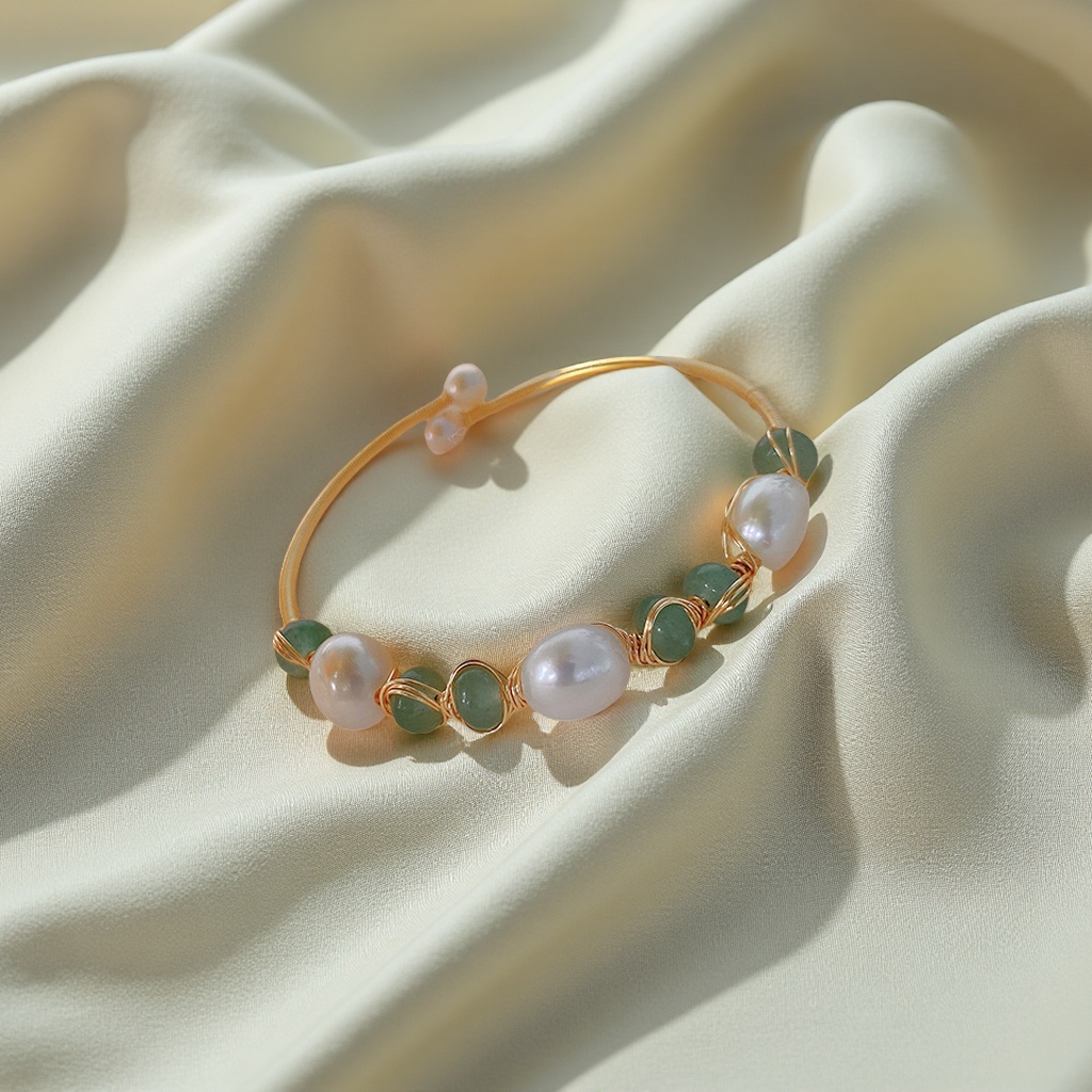 New Korean-style green Dongling 10MM pearl bracelet for women, fashionable bracelet, high-end and personalized accessory bracelet wholesale