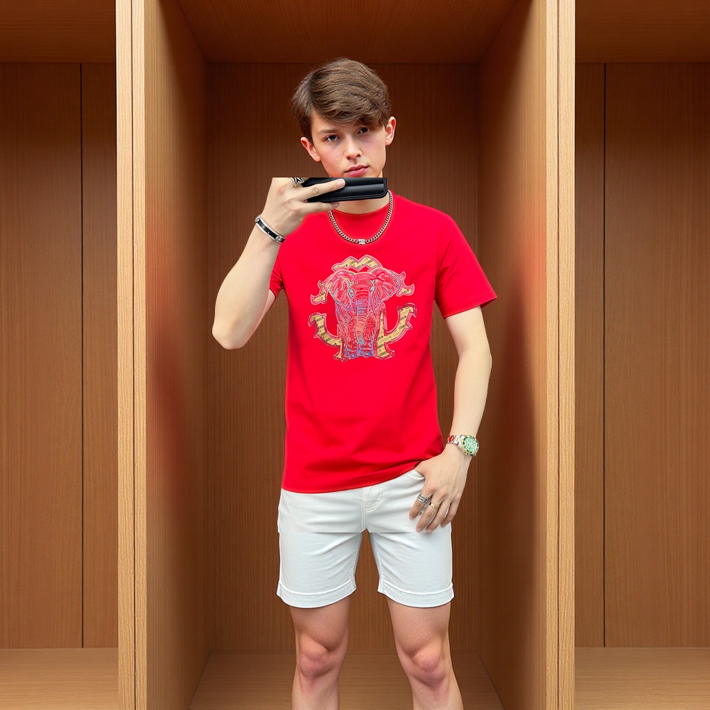 The 2025 summer new youth round-neck short-sleeved, form-fitting and breathable men's T-shirt is a versatile and trendy half-sleeved top for men