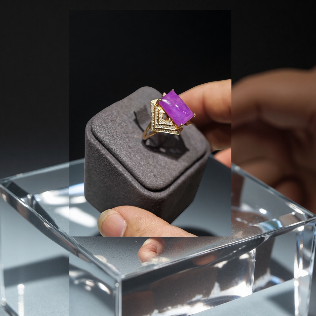 舒俱来戒指 18k金真钻镶嵌细节图