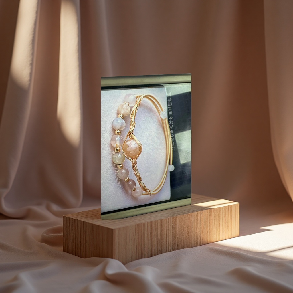 时尚手链珍珠贝壳珠手工编织简约气质百搭女生饰品潮流配饰产品图