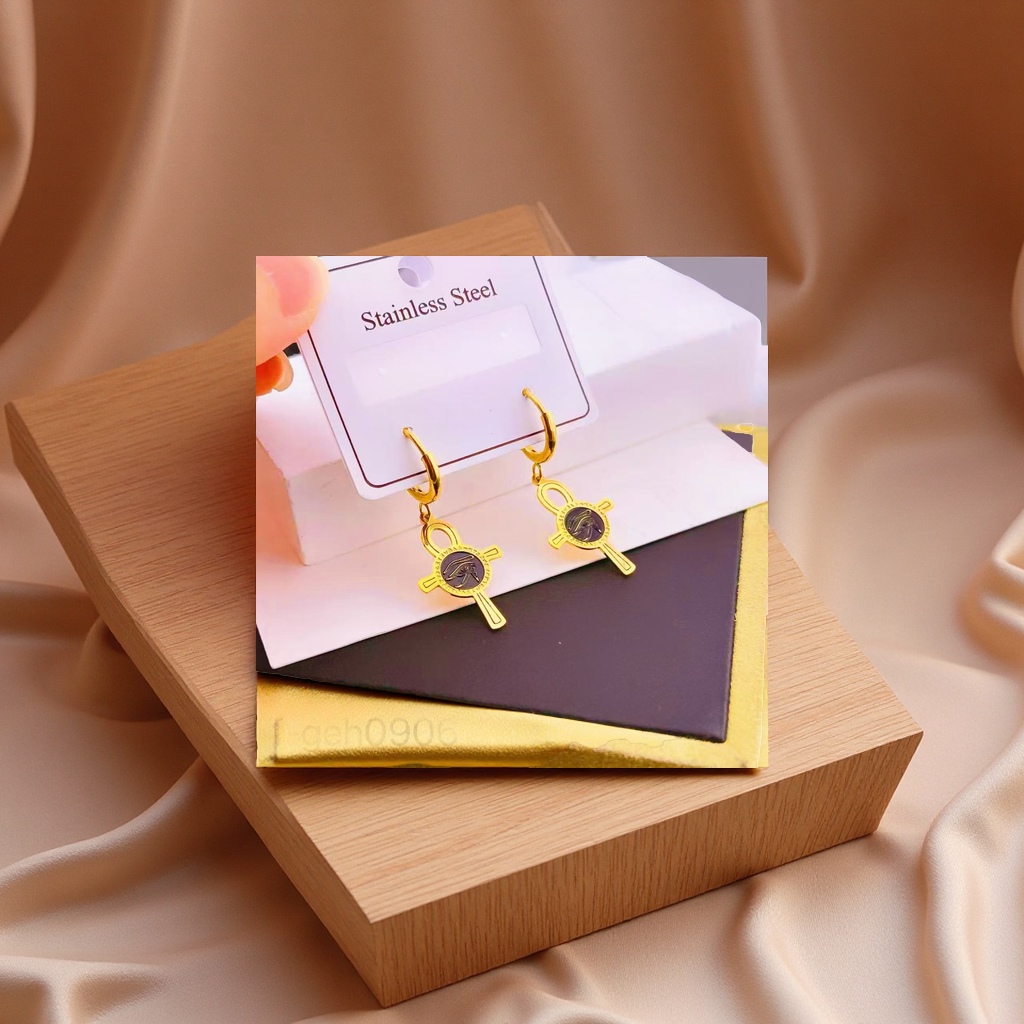 时尚简约金属耳环女气质百搭耳饰个性潮流耳坠耳饰品配饰女款
