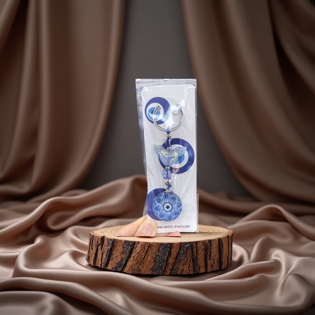 Sealed box made of PP material, refrigerator storage box, sealed fresh-keeping storage box, organizing box, kitchenware, large-capacity durable key chain, gift pendant Application Scenario