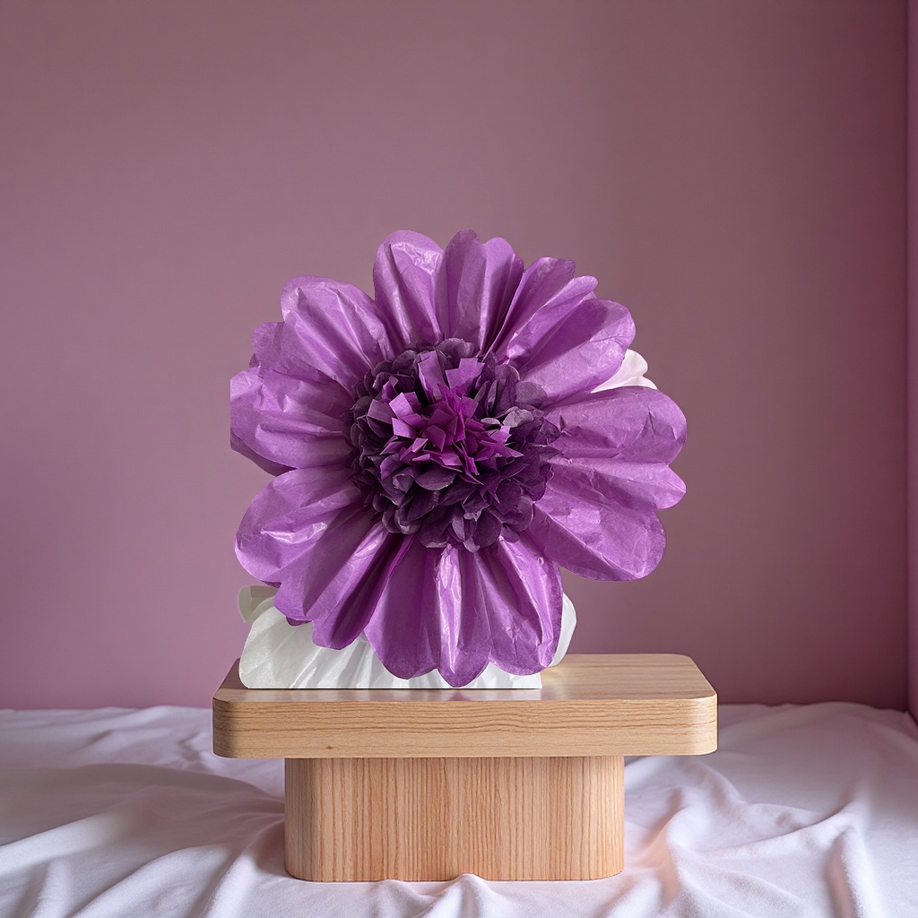 Cross-camera bestseller in stock: 60cm 24-inch set of large paper flowers in light and dark lilacs with flower centers Specification image