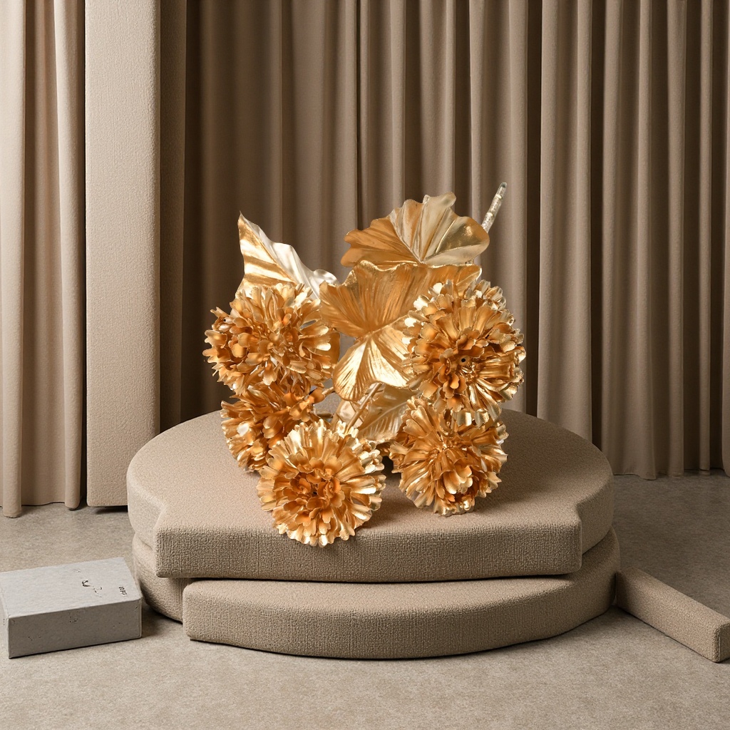 Golden artificial flower Christmas decorative flower accessories, New Year festival bucket decorative items, creative ornaments, artificial flowers, knitted flowers, handcrafted flowers, gift flowers Application Scenario