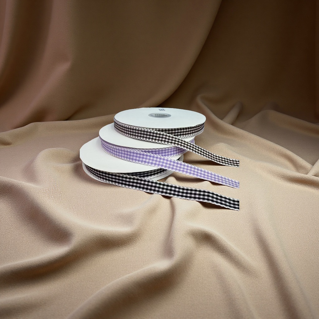 1 cm black fungus edge checkered tape, toothed edge checkered tape, lace checkered webbing tape, checkered pressed fabric strip, herringbone webbing tape, polyester coated diagonal strip, edge wrapping strip, multiple colors available, high-quality craftsmanship